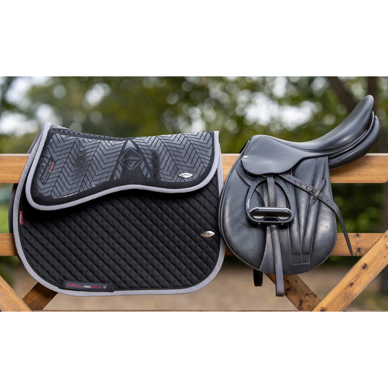 LeMieux Sports Grip Memory Foam Half Pad - Black-1